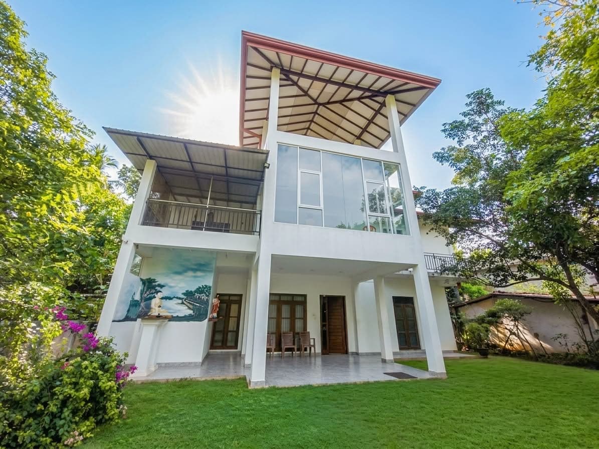 Nilaro Guesthouse Interior